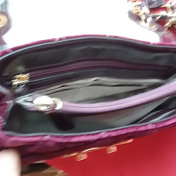 Michael Kors Special Edition New Wine Velvet Shoulder Bag/ Crossbody - Picture 8 of 15